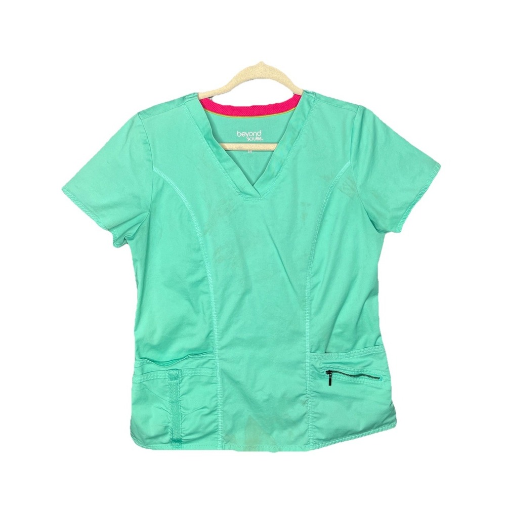 Beyond Scrubs WOMENS Cotton Scrub Top ELLIE V Neck Size Medium